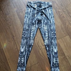 BlackMilk Mermaid Bones MF leggings
